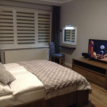 Apartament Studencka Еленя-Гура Экстерьер фото