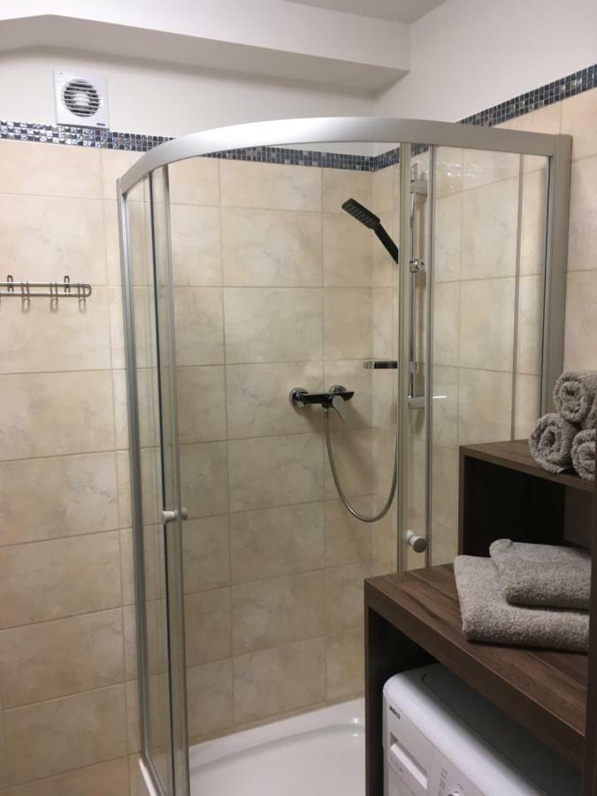 Apartament Studencka Еленя-Гура Экстерьер фото